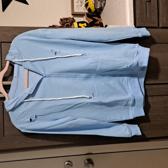 New sky blue distressed zip-up hoodie - Picture 7 of 11
